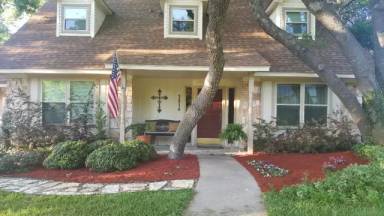 Main picture of 3910 Trailwood Dr