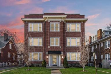 Main picture of 262 Kalmia Ave