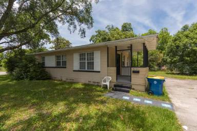 Main picture of 5247 Cleveland Rd