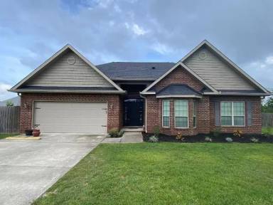Main picture of 3221 Colter St