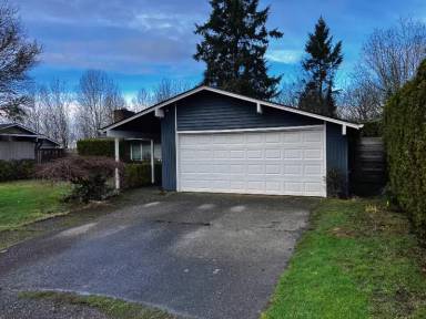 Main picture of 12024 SE 20th St