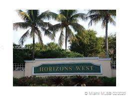 Main picture of Horizons West Condo