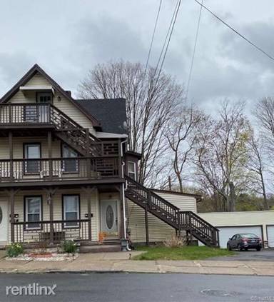 Main picture of 105 Hill St