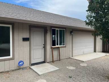 Main picture of 16350 Clover Ave