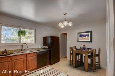Main picture of 12461 Hickman Pl