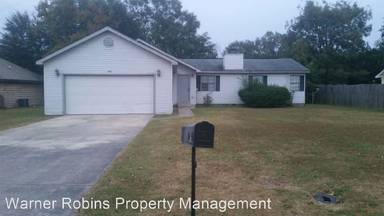 Main picture of 206 Meriwood Dr