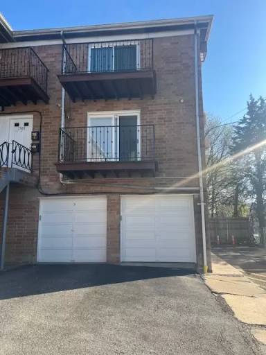 Main picture of 7508 Kiesel Ter