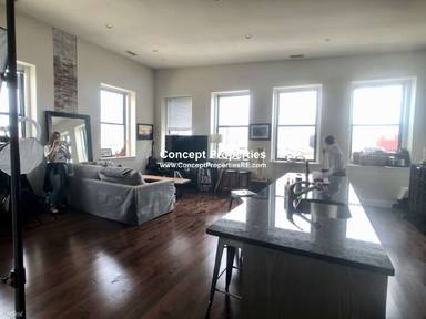Main picture of 490 Harrison Ave
