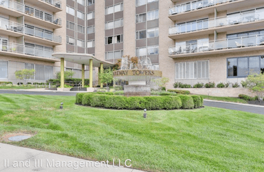 Main picture of Parkway Towers
