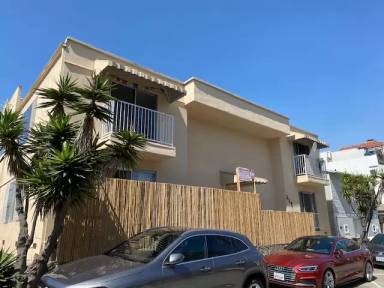 Main picture of 117 Catamaran St