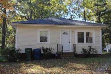 Main picture of 1008 Raven St