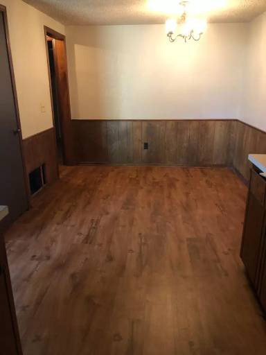 Main picture of 8515 S Brookline Pl