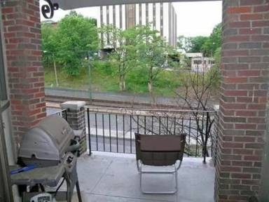 Main picture of 1474 Commonwealth Ave