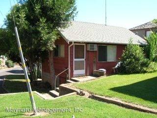 Main picture of 326 Broadway