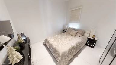 Main picture of 8286 NW 33rd Ter