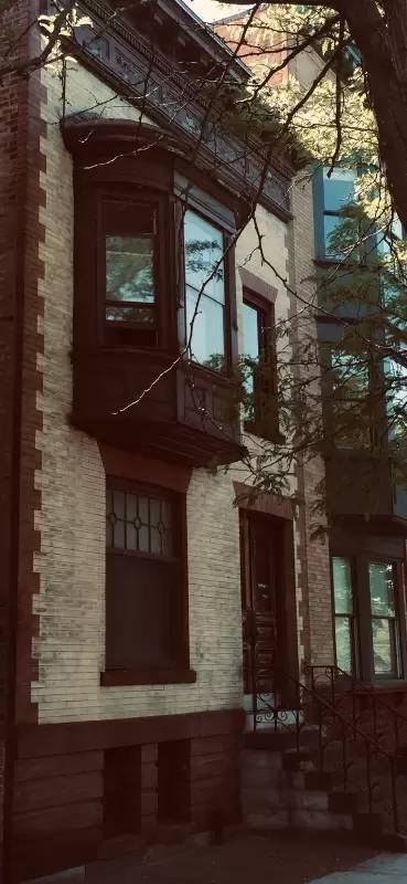 Main picture of 520 Madison Ave