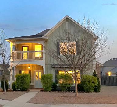 Main picture of 17 Desert Oak Ct SW
