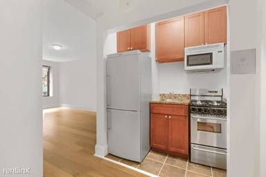 Main picture of 225 W 23rd St Apartments