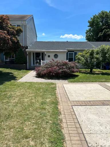 Main picture of 5709 Cavalier Ct