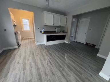 Main picture of 1803 S Phillips Ave