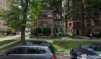 Main picture of 1357 E Hyde Park Blvd