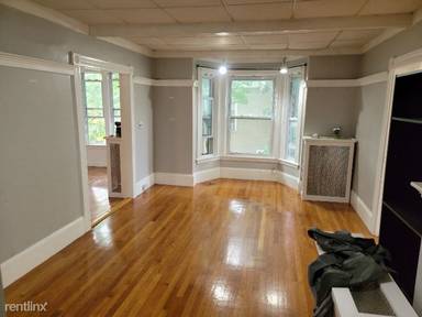Main picture of 51 Washington St
