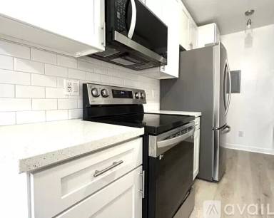 Main picture of 5335 Yarmouth Ave