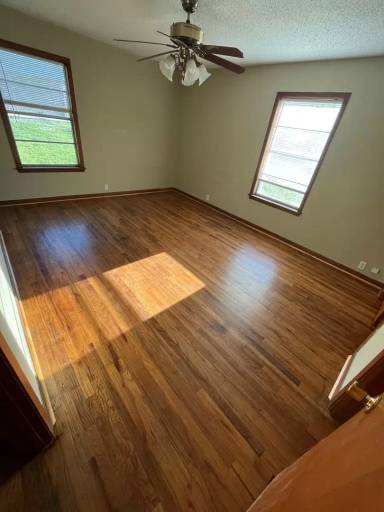 Main picture of 1307 S Jefferson Ave