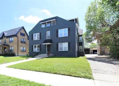 Main picture of 1609 Castle Ct