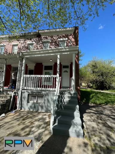 Main picture of 1732 N Dukeland St