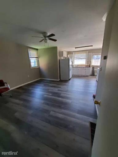 Main picture of 521 W Walnut St