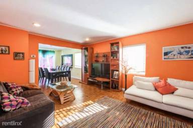 Main picture of 19 Erick Ave