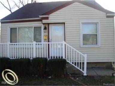 Main picture of 804 E Evelyn Ave