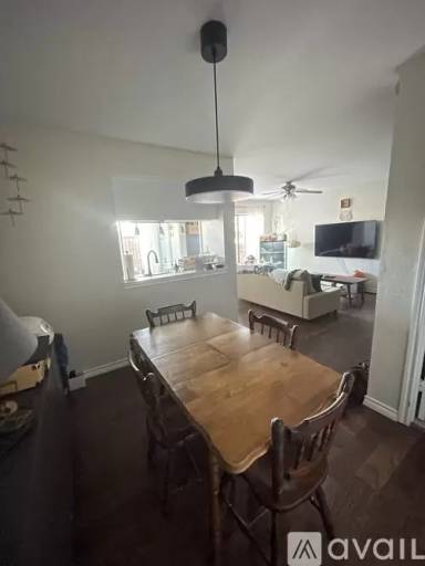 Main picture of Huntington Cove Townhomes & Apartments