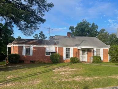 Main picture of 114 E Summit Ave