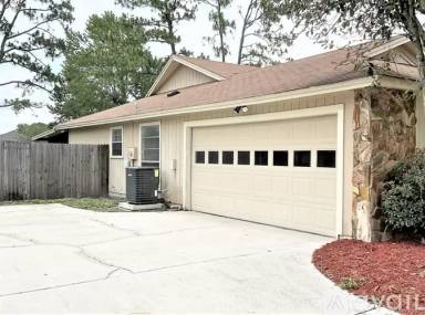 Main picture of 2466 Ridgecrest Ave