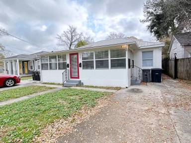 Main picture of 317 Glenmore Ave