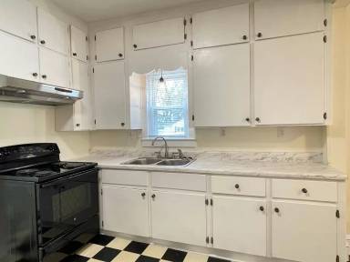 Main picture of 406 N Brunswick Ave
