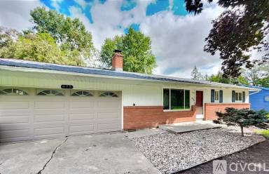 Main picture of 875 Leddy Rd