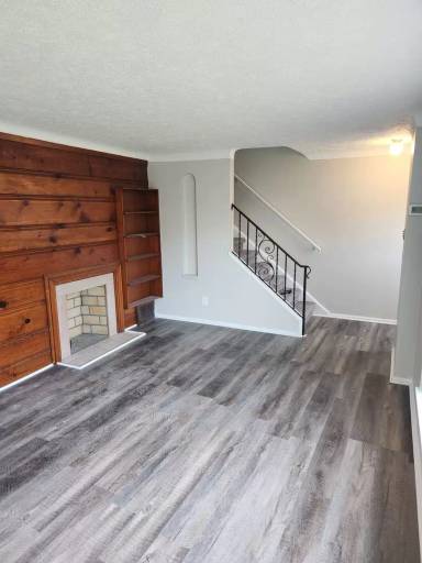 Main picture of 22370 Tracy Ave