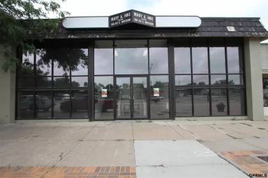 Main picture of 110 E Mission Ave