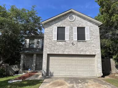 Main picture of 15719 Persimmon Hill Dr