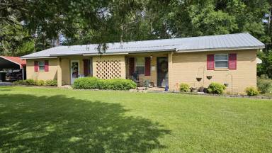 Main picture of 118 Holly Ross Rd