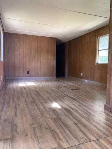 Main picture of 533 Cherry Ave