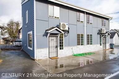 Main picture of 2713 Maple St