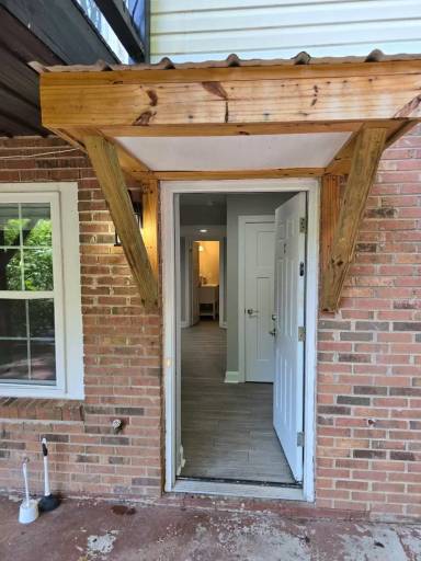 Main picture of 1810 Village Lake Dr