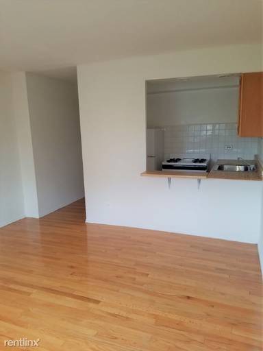 Main picture of 6830 N Sheridan Rd Apartments