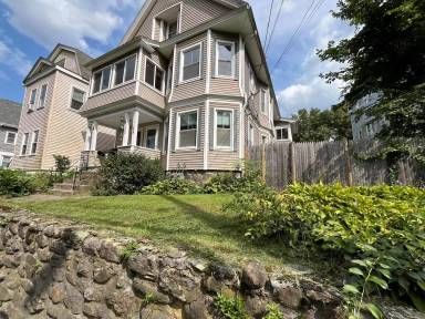 Main picture of 152 Waverley Rd