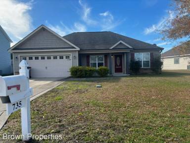Main picture of 704 Radiant Dr