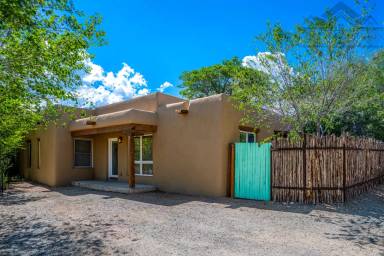 Main picture of 530 Lolita St
